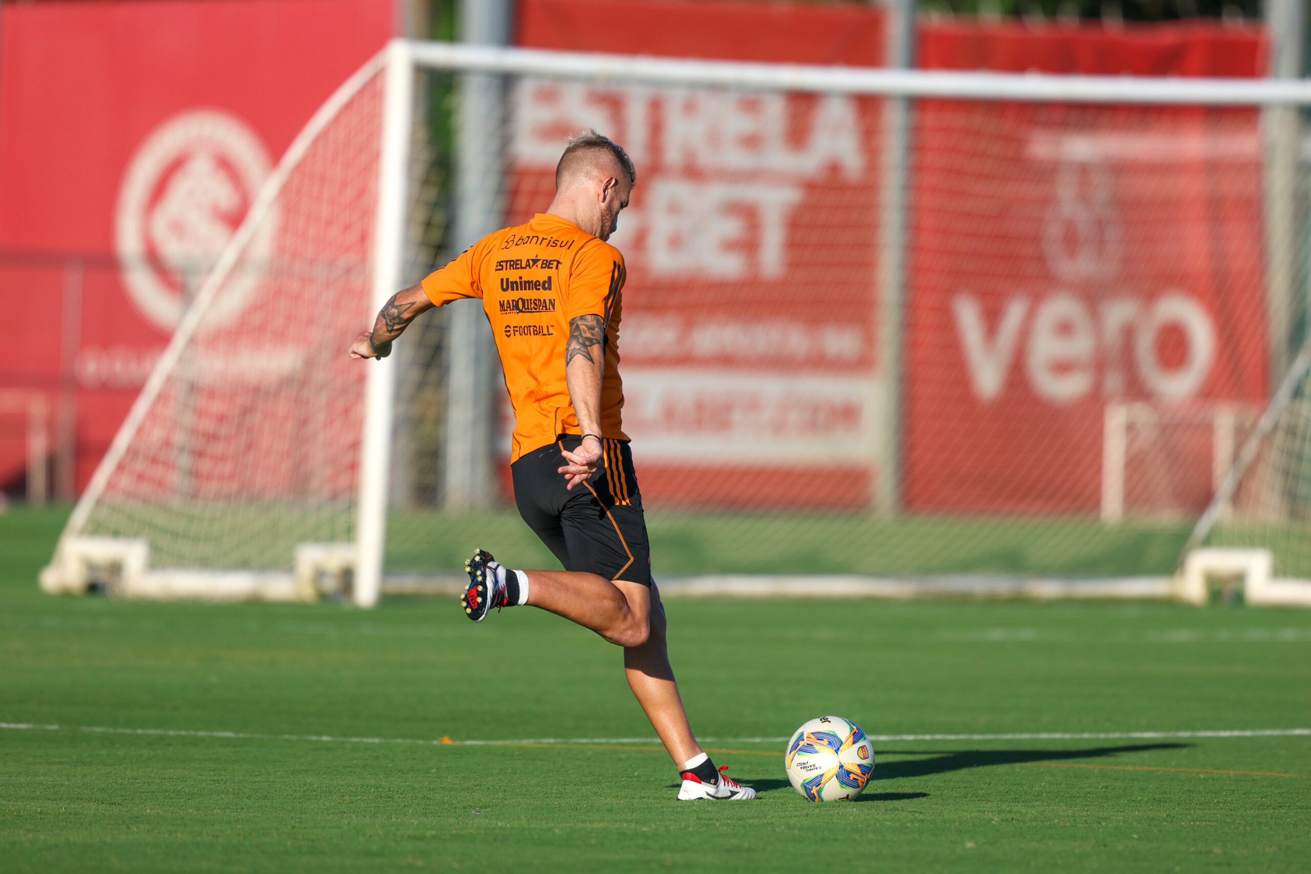 Leia mais sobre o artigo Clube carioca vem forte para ter Pedro Henrique nessa temporada