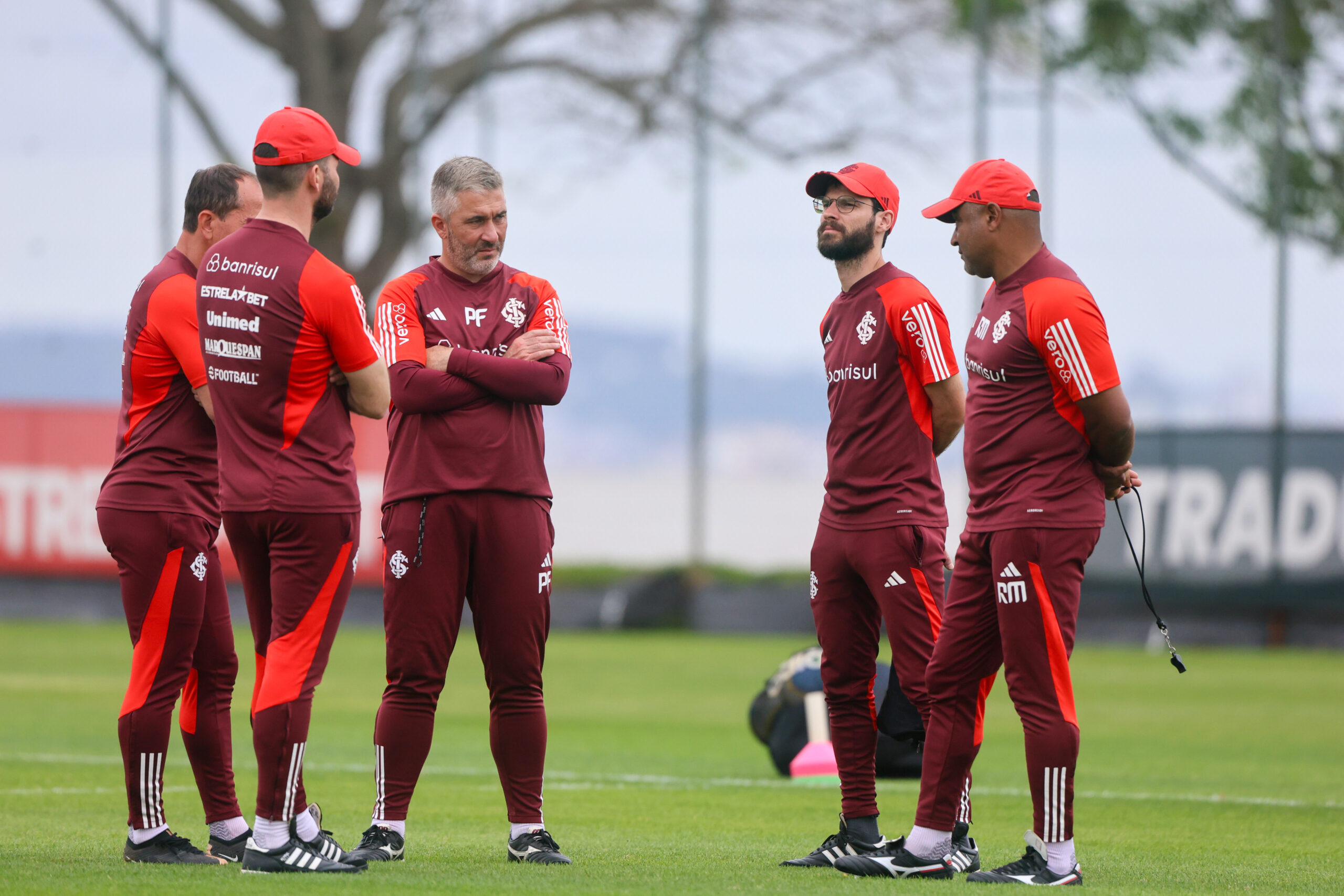 Leia mais sobre o artigo Pela tradição; Inter vai para o GRENAL 443; Provável escalação