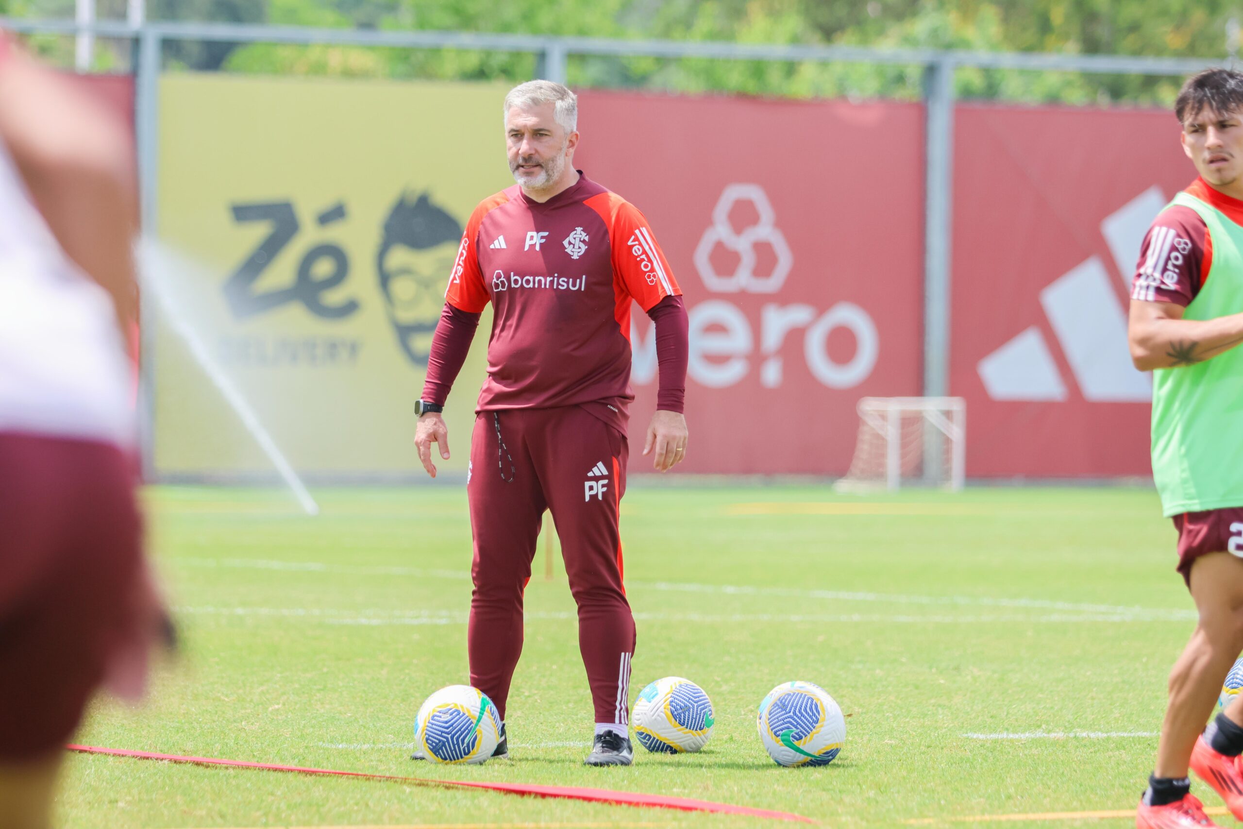 Leia mais sobre o artigo Possibilidade de volta; Cartola confirma o retorno do atleta ao Inter